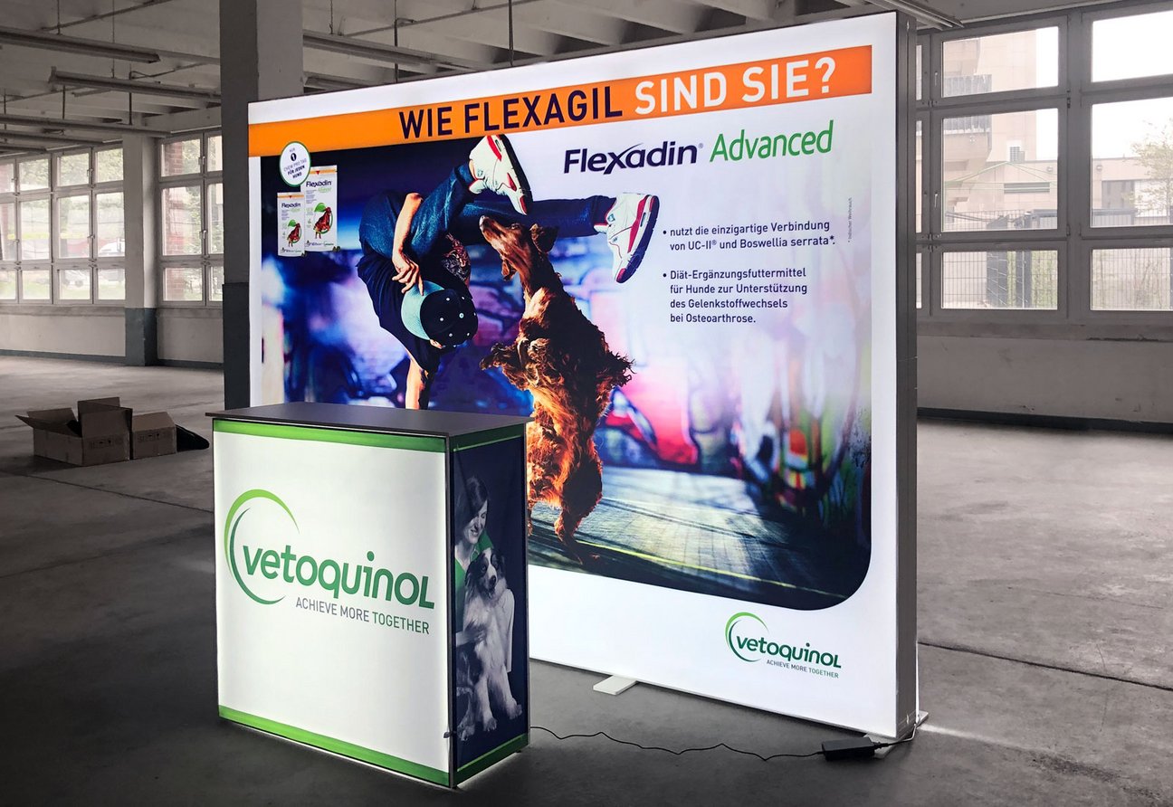 LED-Messewand PIXLIP GO + LED-Theke GRID - Vetoquinol GmbH LED-Messewand PIXLIP GO + LED-Theke GRID - Vetoquinol GmbH